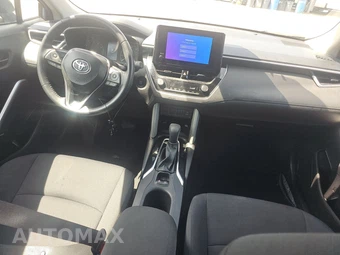 2025 Toyota Corolla Cross LE - miniatura 11