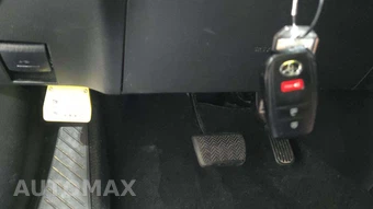 2025 Toyota Corolla Cross LE - miniatura 17