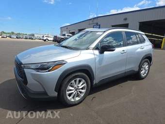2025 Toyota Corolla Cross LE