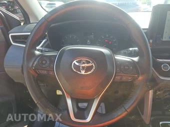 2025 Toyota Corolla Cross LE - miniatura 10