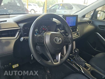 2025 Toyota Corolla Cross LE - miniatura 10