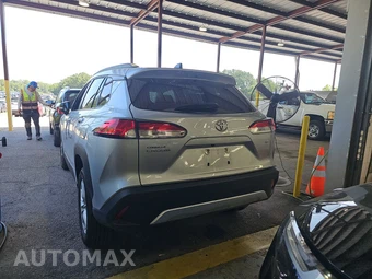2025 Toyota Corolla Cross LE - miniatura 5