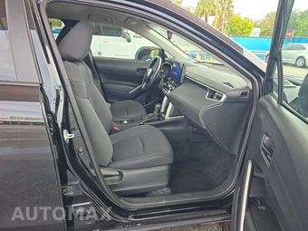 2025 Toyota Corolla Cross LE - miniatura 8