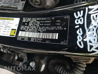 2025 Toyota Corolla Cross LE - miniatura 14