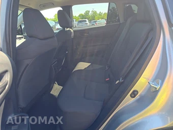 2025 Toyota Corolla Cross LE - miniatura 13
