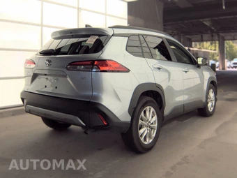 2025 Toyota Corolla Cross LE - miniatura 4