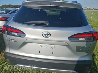 2025 Toyota Corolla Cross XLE - miniatura 5