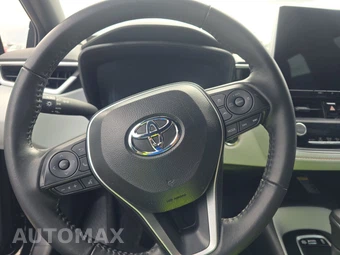2025 Toyota Corolla FX Sedan - miniatura 10