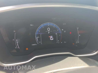 2025 Toyota Corolla Hatchback XSE - miniatura 9