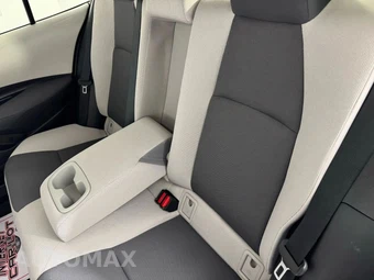 2025 Toyota Corolla Hybrid LE Sedan - miniatura 31