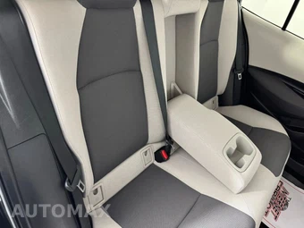 2025 Toyota Corolla Hybrid LE Sedan - miniatura 32