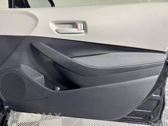 2025 Toyota Corolla Hybrid LE Sedan - miniatura 35