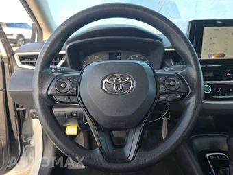 2025 Toyota Corolla Hybrid LE Sedan - miniatura 10