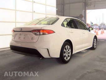 2025 Toyota Corolla Hybrid LE Sedan - miniatura 4