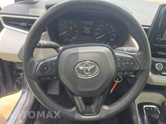 2025 Toyota Corolla Hybrid LE Sedan - miniatura 10