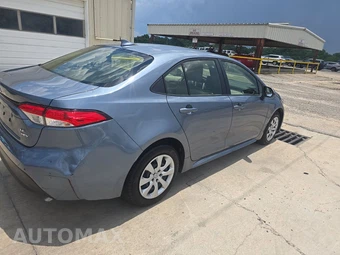 2025 Toyota Corolla Hybrid LE Sedan - miniatura 4
