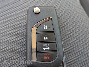 2025 Toyota Corolla Hybrid LE Sedan - miniatura 26