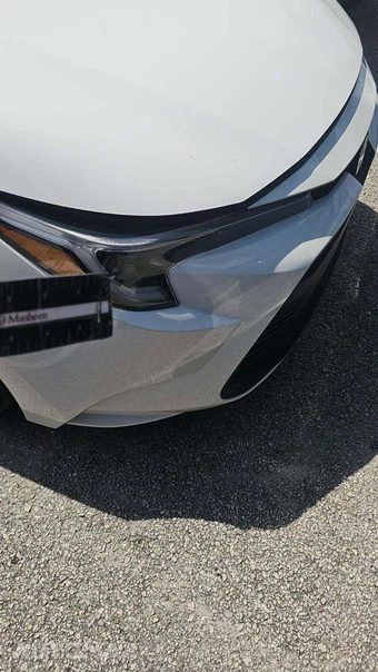 2025 Toyota Corolla Hybrid LE Sedan - miniatura 23