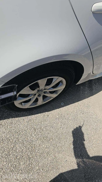 2025 Toyota Corolla Hybrid LE Sedan - miniatura 26