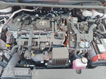 2025 Toyota Corolla Hybrid LE Sedan - miniatura 15