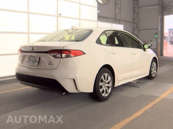 2025 Toyota Corolla Hybrid LE Sedan - miniatura 4
