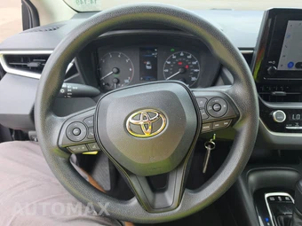 2025 Toyota Corolla Hybrid LE Sedan - miniatura 10