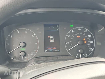 2025 Toyota Corolla Hybrid LE Sedan - miniatura 12