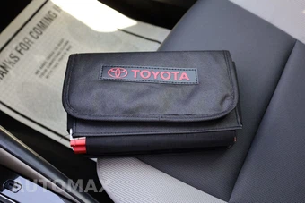 2025 Toyota Corolla Hybrid LE Sedan - miniatura 12