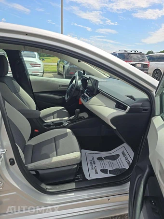 2025 Toyota Corolla LE Sedan - miniatura 15
