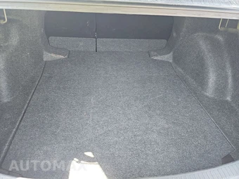 2025 Toyota Corolla LE Sedan - miniatura 16