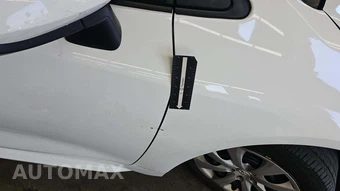 2025 Toyota Corolla LE Sedan - miniatura 32