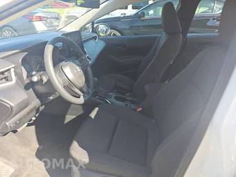 2025 Toyota Corolla LE Sedan - miniatura 7