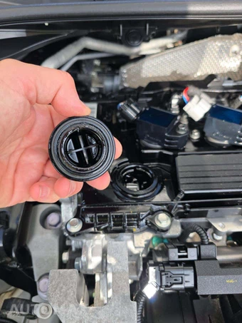 2025 Toyota Corolla LE Sedan - miniatura 22