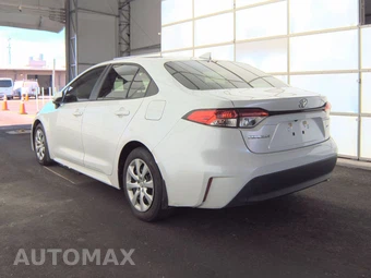 2025 Toyota Corolla LE Sedan - miniatura 6