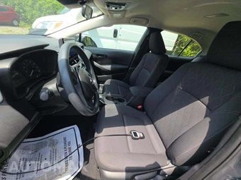2025 Toyota Corolla LE Sedan - miniatura 6
