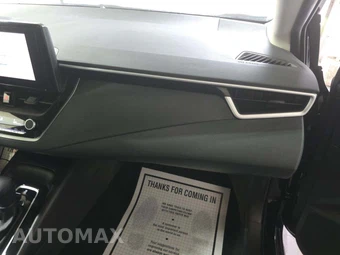 2025 Toyota Corolla LE Sedan - miniatura 19