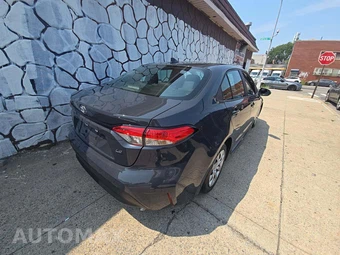 2025 Toyota Corolla LE Sedan - miniatura 3