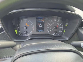 2025 Toyota Corolla LE Sedan - miniatura 9