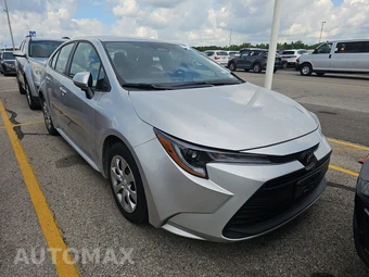 2025 Toyota Corolla LE Sedan - miniatura 3