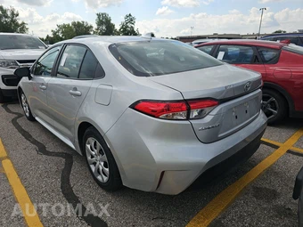 2025 Toyota Corolla LE Sedan - miniatura 6
