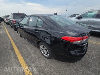 2025 Toyota Corolla LE Sedan - miniatura 6