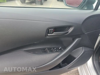 2025 Toyota Corolla LE Sedan - miniatura 9