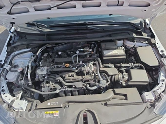 2025 Toyota Corolla LE Sedan - miniatura 15