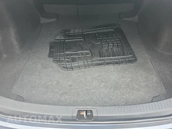 2025 Toyota Corolla LE Sedan - miniatura 19