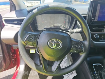 2025 Toyota Corolla LE Sedan - miniatura 10