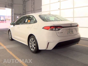 2025 Toyota Corolla LE Sedan - miniatura 6