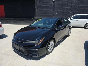 2025 Toyota Corolla LE Sedan