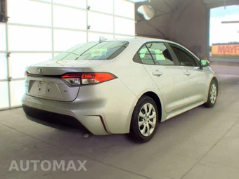 2025 Toyota Corolla LE Sedan - miniatura 4