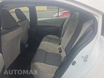 2025 Toyota Corolla LE Sedan – miniatura 13
