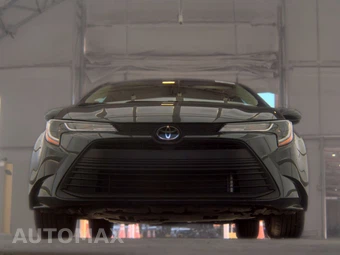 2025 Toyota Corolla LE Sedan - miniatura 3